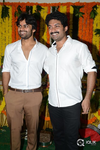 Supreme-Movie-Opening